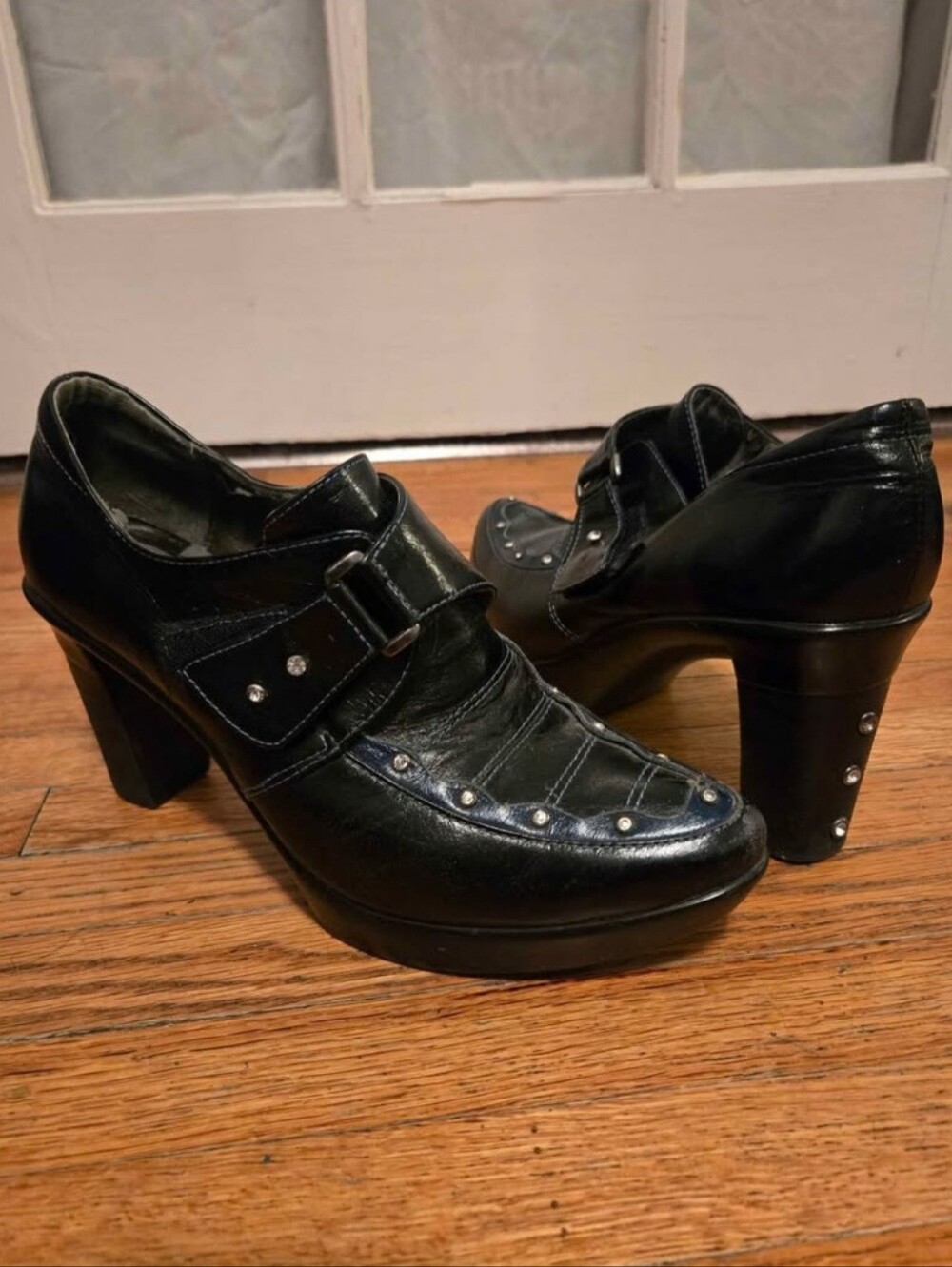 Womens Black Studded Leather Heel Loafers